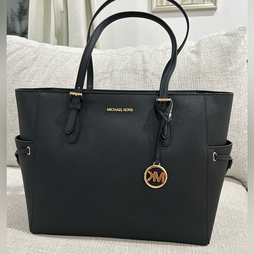Michael Kors Gilly Tote Bag